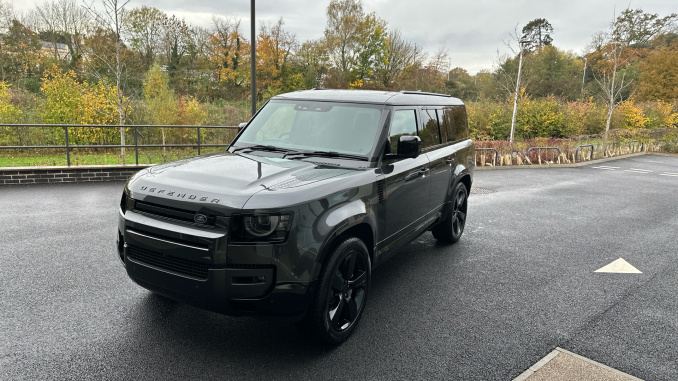 Land Rover Defender 3.0 D350 X-Dynamic HSE 130 5dr Auto Diesel Estate - Image 36